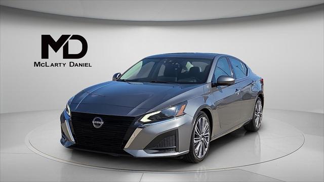 2023 Nissan Altima SL FWD