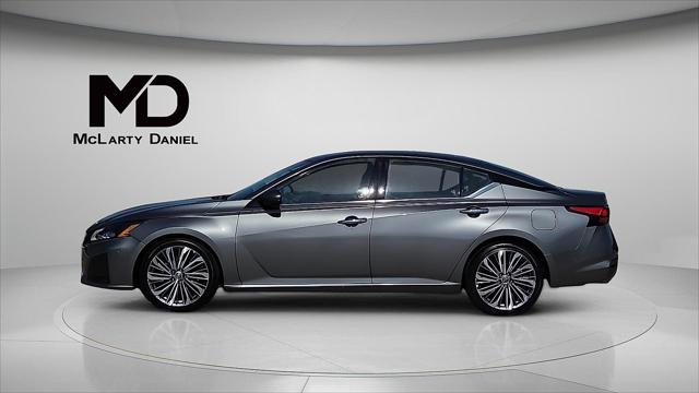 2023 Nissan Altima SL FWD
