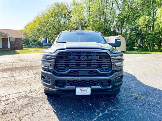 2025 RAM Ram 3500 RAM 3500 LONE STAR CREW CAB 4X4 8 BOX