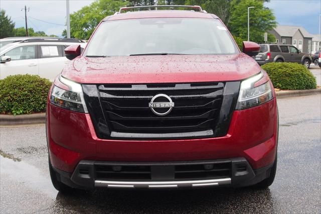 2024 Nissan Pathfinder SL FWD
