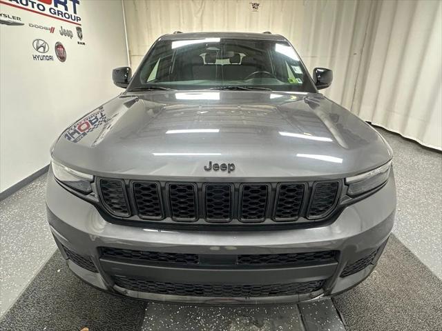 2021 Jeep Grand Cherokee L Altitude 4x4 2021 Jeep Grand Cherokee L Altitude 4x4
