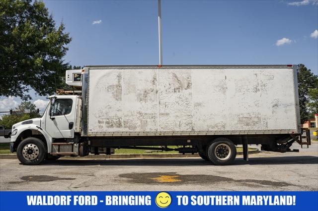 2013 Freightlin M2 106 Base
