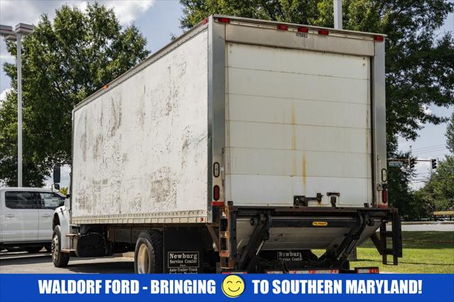 2013 Freightlin M2 106 Base
