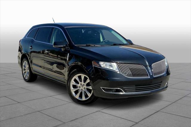 2014 Lincoln MKT 