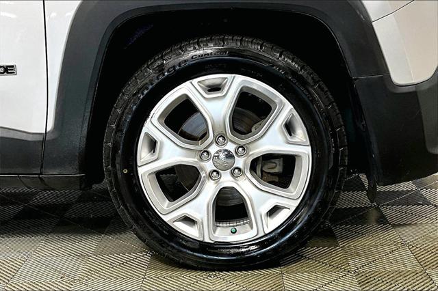 Used 2017 Jeep Renegade For Sale in Olive Branch, MS