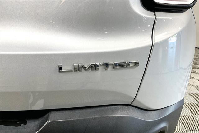 Used 2017 Jeep Renegade For Sale in Olive Branch, MS
