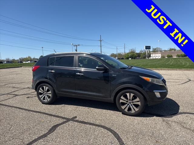 Used 2011 Kia Sportage EX with VIN KNDPCCA29B7084689 for sale in Waterford, MI
