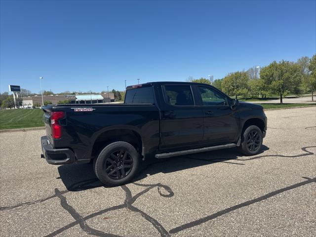 Used 2023 Chevrolet Silverado 1500 LT Trail Boss with VIN 3GCUDFED3PG108896 for sale in Waterford, MI