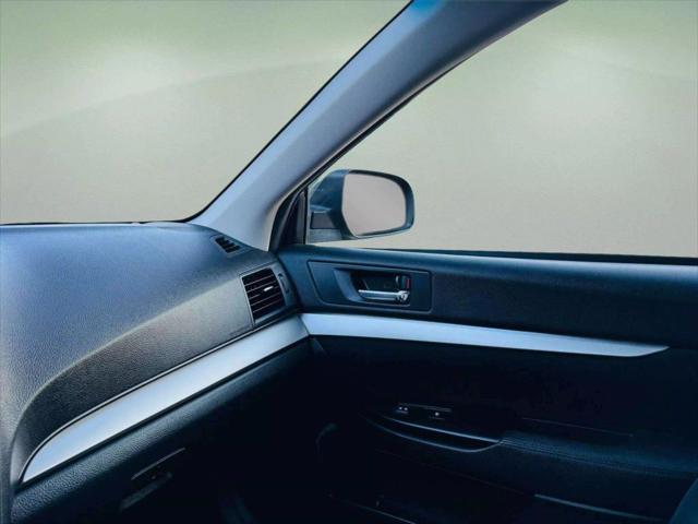 2013 Subaru Outback 2.5i Premium