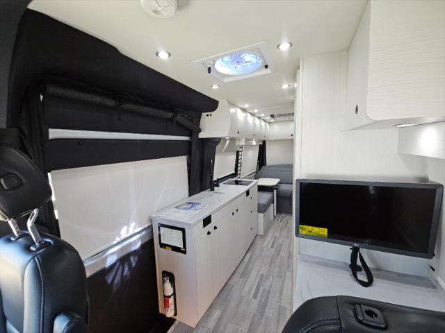 2025 Mercedes-Benz Sprinter 3500XD High Roof 4-Cyl Diesel HO