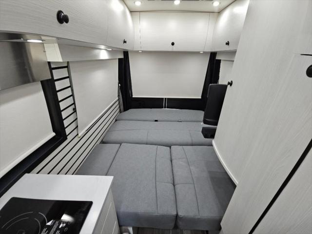 2025 Mercedes-Benz Sprinter 3500XD High Roof 4-Cyl Diesel HO
