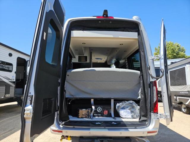 2025 Mercedes-Benz Sprinter 3500XD High Roof 4-Cyl Diesel HO