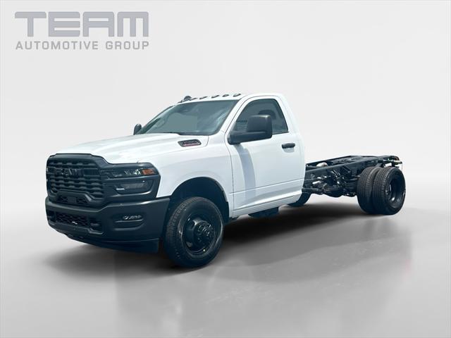 2025 RAM Ram 3500 Chassis Cab RAM 3500 TRADESMAN CHASSIS REGULAR CAB 4X4 84 CA