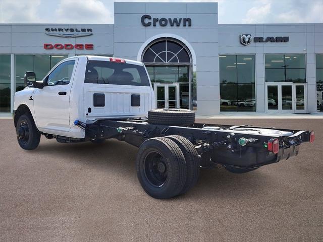 2025 RAM Ram 3500 Chassis Cab RAM 3500 TRADESMAN CHASSIS REGULAR CAB 4X4 84 CA