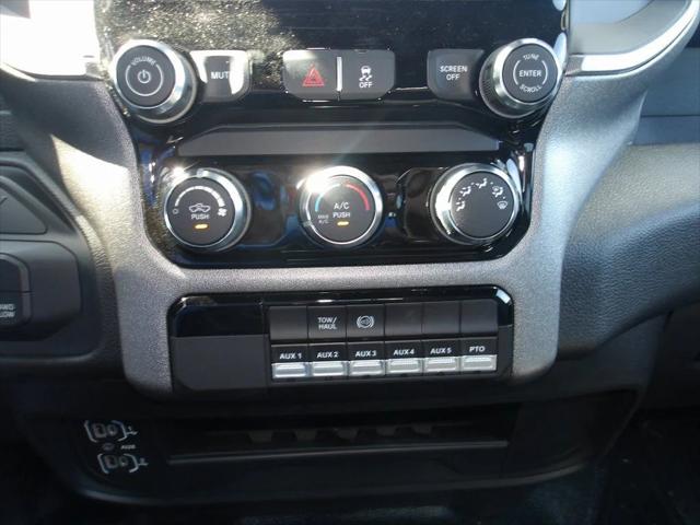 2025 Ram 3500 Tradesman/Big Horn