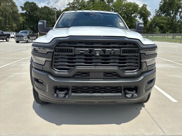 2025 RAM Ram 5500 Chassis Cab RAM 5500 TRADESMAN CHASSIS CREW CAB 4X4 84 CA