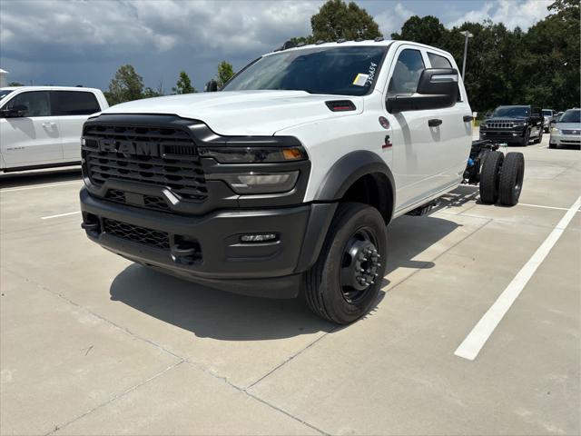 2025 RAM Ram 5500 Chassis Cab RAM 5500 TRADESMAN CHASSIS CREW CAB 4X4 84 CA
