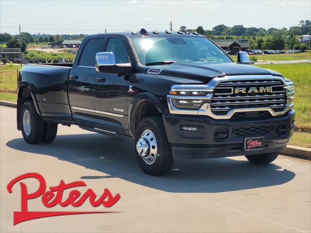 2025 RAM Ram 3500 RAM 3500 LIMITED CREW CAB 4X4 8 BOX