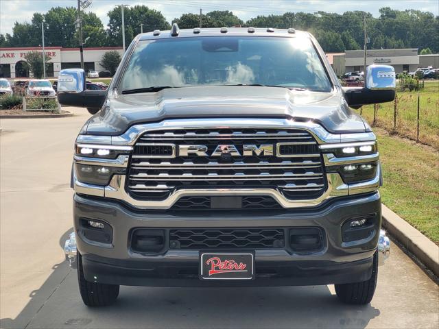 2025 RAM Ram 3500 RAM 3500 LIMITED CREW CAB 4X4 8 BOX