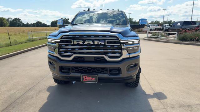 2025 RAM 3500 RAM 3500 LIMITED CREW CAB 4X4 8 BOX