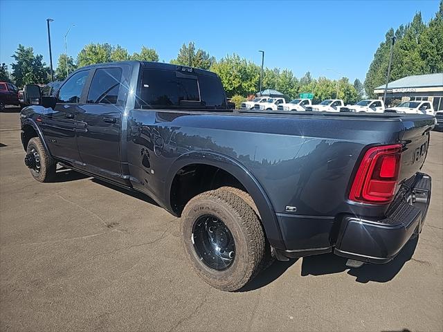 2025 RAM Ram 3500 RAM 3500 LIMITED CREW CAB 4X4 8 BOX 2025 RAM Ram 3500 RAM 3500 LIMITED CREW CAB 4X4 8 BOX