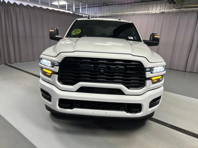 2025 RAM 2500 RAM 2500 BIG HORN CREW CAB 4X4 8 BOX