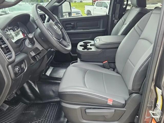 2025 RAM Ram 2500 RAM 2500 TRADESMAN CREW CAB 4X4 8 BOX