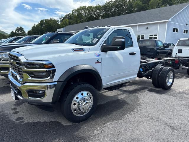 2025 RAM Ram 5500 Chassis Cab RAM 5500 TRADESMAN CHASSIS REGULAR CAB 4X4 60 CA 2025 RAM Ram 5500 Chassis Cab RAM 5500 TRADESMAN CHASSIS REGULAR CAB 4X4 60 CA