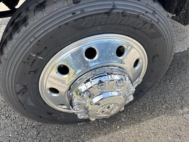 2025 RAM Ram 5500 Chassis Cab RAM 5500 TRADESMAN CHASSIS REGULAR CAB 4X4 60 CA 2025 RAM Ram 5500 Chassis Cab RAM 5500 TRADESMAN CHASSIS REGULAR CAB 4X4 60 CA