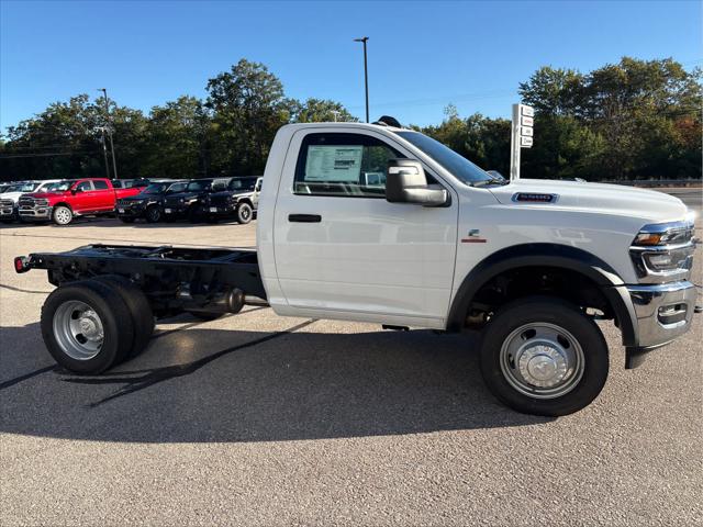2025 RAM Ram 5500 Chassis Cab RAM 5500 TRADESMAN CHASSIS REGULAR CAB 4X4 60 CA