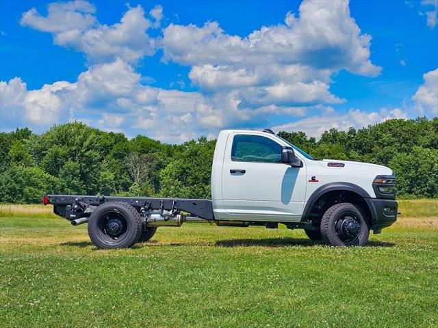 2025 RAM Ram 5500 Chassis Cab RAM 5500 TRADESMAN CHASSIS REGULAR CAB 4X4 60 CA