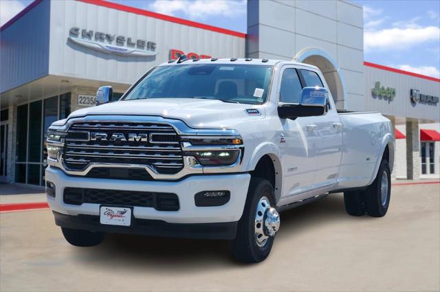 2025 RAM Ram 3500 RAM 3500 LIMITED LONGHORN CREW CAB 4X4 8 BOX