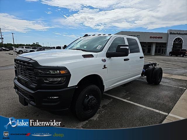 2025 RAM Ram 3500 Chassis Cab RAM 3500 TRADESMAN CREW CAB CHASSIS 4X4 60 CA