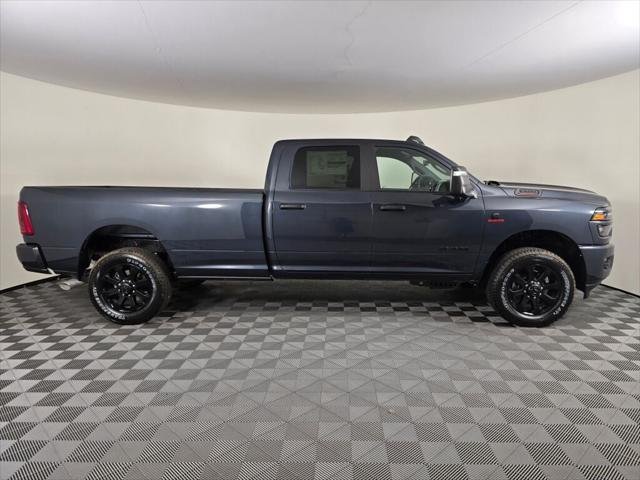 2025 RAM Ram 3500 RAM 3500 BIG HORN CREW CAB 4X4 8 BOX 2025 RAM Ram 3500 RAM 3500 BIG HORN CREW CAB 4X4 8 BOX
