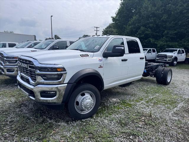 2025 RAM Ram 5500 Chassis Cab RAM 5500 TRADESMAN CHASSIS CREW CAB 4X4 84 CA