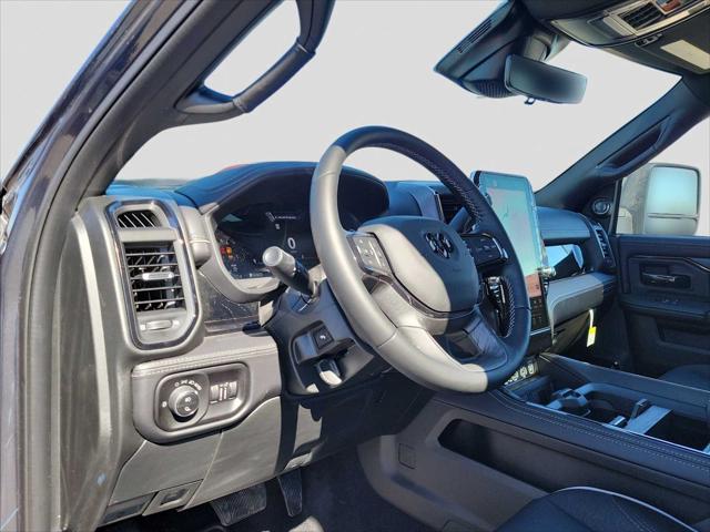 2025 RAM Ram 2500 RAM 2500 LIMITED CREW CAB 4X4 64 BOX