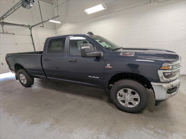 2025 RAM Ram 3500 RAM 3500 BIG HORN CREW CAB 4X4 8 BOX 2025 RAM Ram 3500 RAM 3500 BIG HORN CREW CAB 4X4 8 BOX