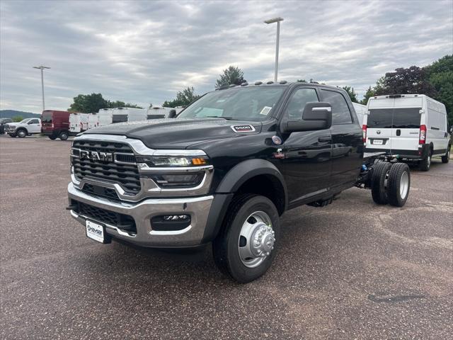 2025 RAM Ram 5500 Chassis Cab RAM 5500 TRADESMAN CHASSIS CREW CAB 4X4 60 CA