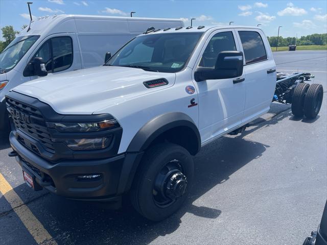 2025 RAM Ram 5500 Chassis Cab RAM 5500 TRADESMAN CHASSIS CREW CAB 4X4 84 CA