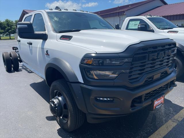 2025 RAM Ram 5500 Chassis Cab RAM 5500 TRADESMAN CHASSIS CREW CAB 4X4 84 CA