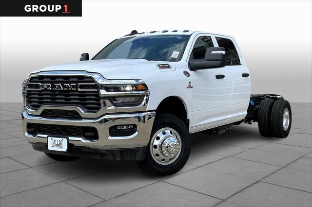 2025 RAM Ram 3500 Chassis Cab RAM 3500 TRADESMAN CREW CAB CHASSIS 4X4 60 CA