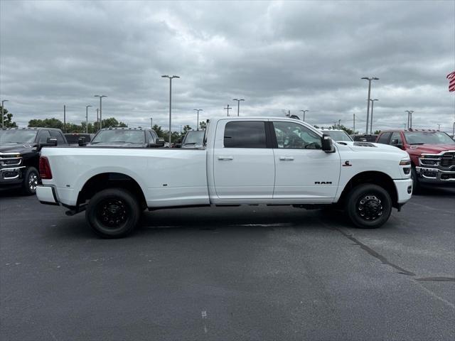 2025 RAM Ram 3500 RAM 3500 LARAMIE CREW CAB 4X4 8 BOX