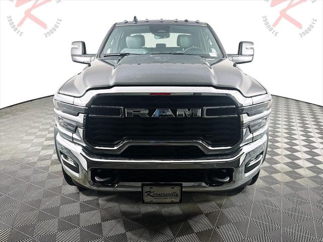 2025 RAM Ram 5500 Chassis Cab RAM 5500 TRADESMAN CHASSIS CREW CAB 4X4 84 CA