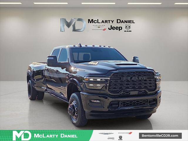 2025 RAM Ram 3500 RAM 3500 LIMITED CREW CAB 4X4 8 BOX