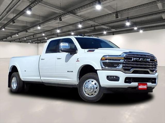 2025 RAM Ram 3500 RAM 3500 LIMITED LONGHORN CREW CAB 4X4 8 BOX
