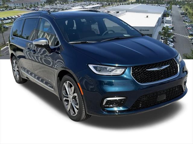 2025 Chrysler Pacifica PACIFICA PINNACLE