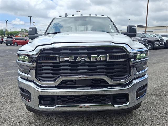 2025 Ram 2500 Tradesman Crew Cab 4x4 6'4" Box