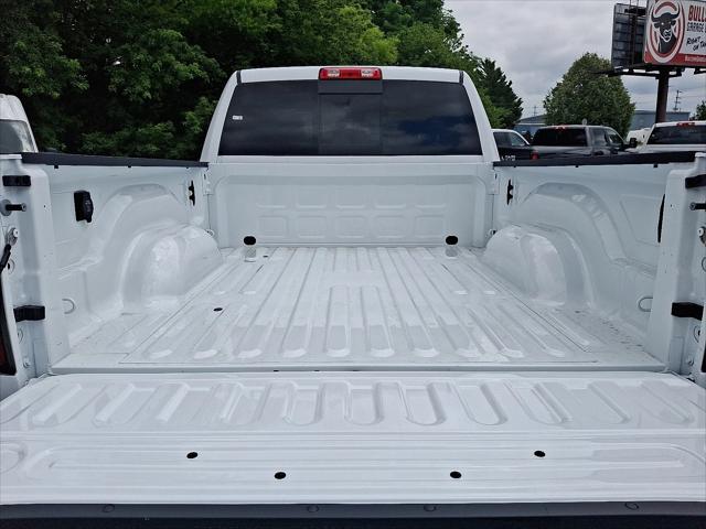 2025 Ram 2500 Tradesman Crew Cab 4x4 6'4" Box