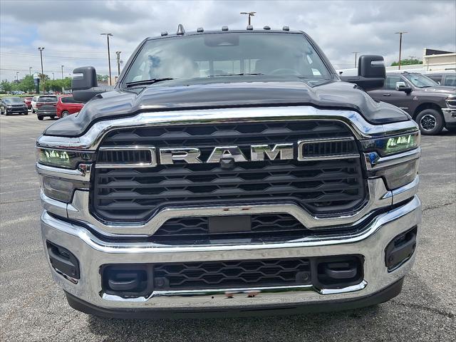 2025 RAM Ram 2500 RAM 2500 TRADESMAN CREW CAB 4X4 64 BOX
