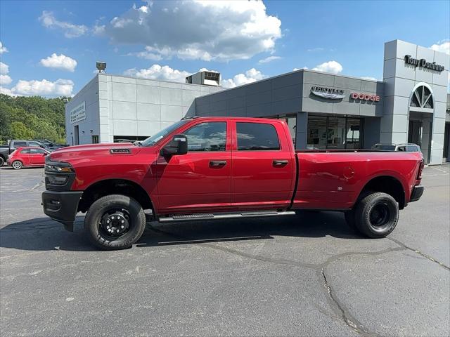 2025 RAM Ram 3500 RAM 3500 TRADESMAN CREW CAB 4X4 8 BOX